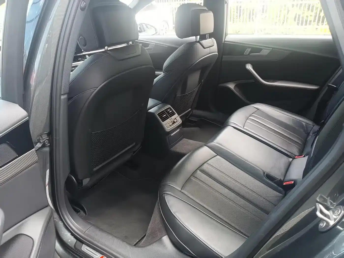2024 Audi A4L 40 TFSI quattro RS Package (Sports Edition) — миниатюра 7
