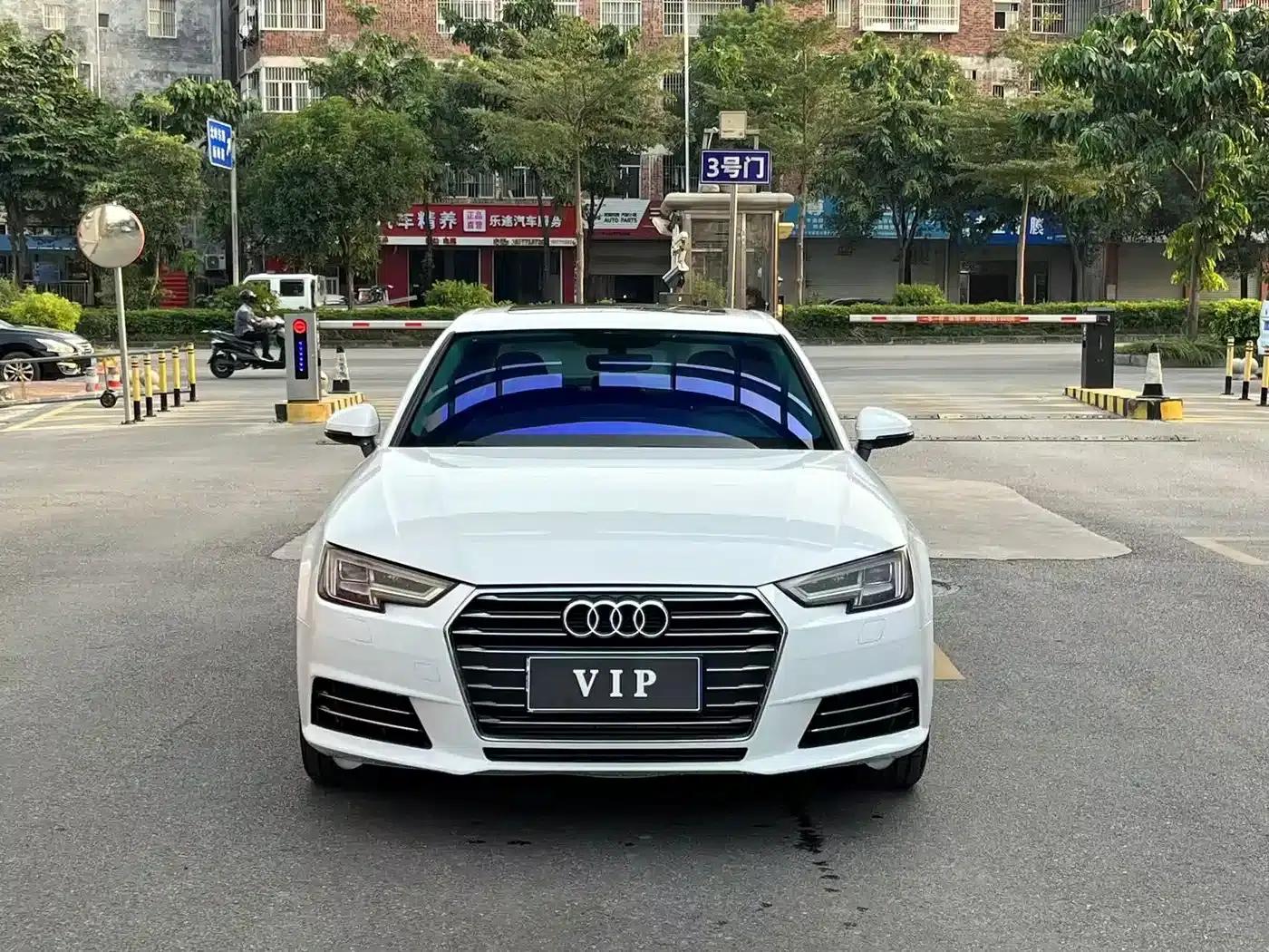 Audi A4L 2017 Plus 40 TFSI Fashion Edition — миниатюра 2