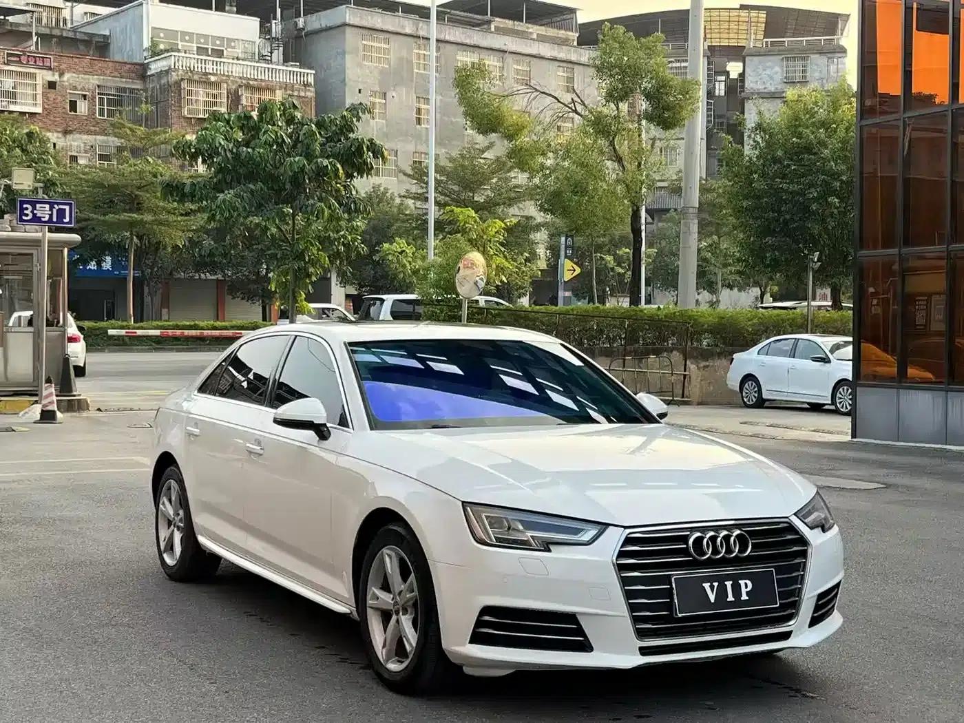 Audi A4L 2017 Plus 40 TFSI Fashion Edition — миниатюра 3