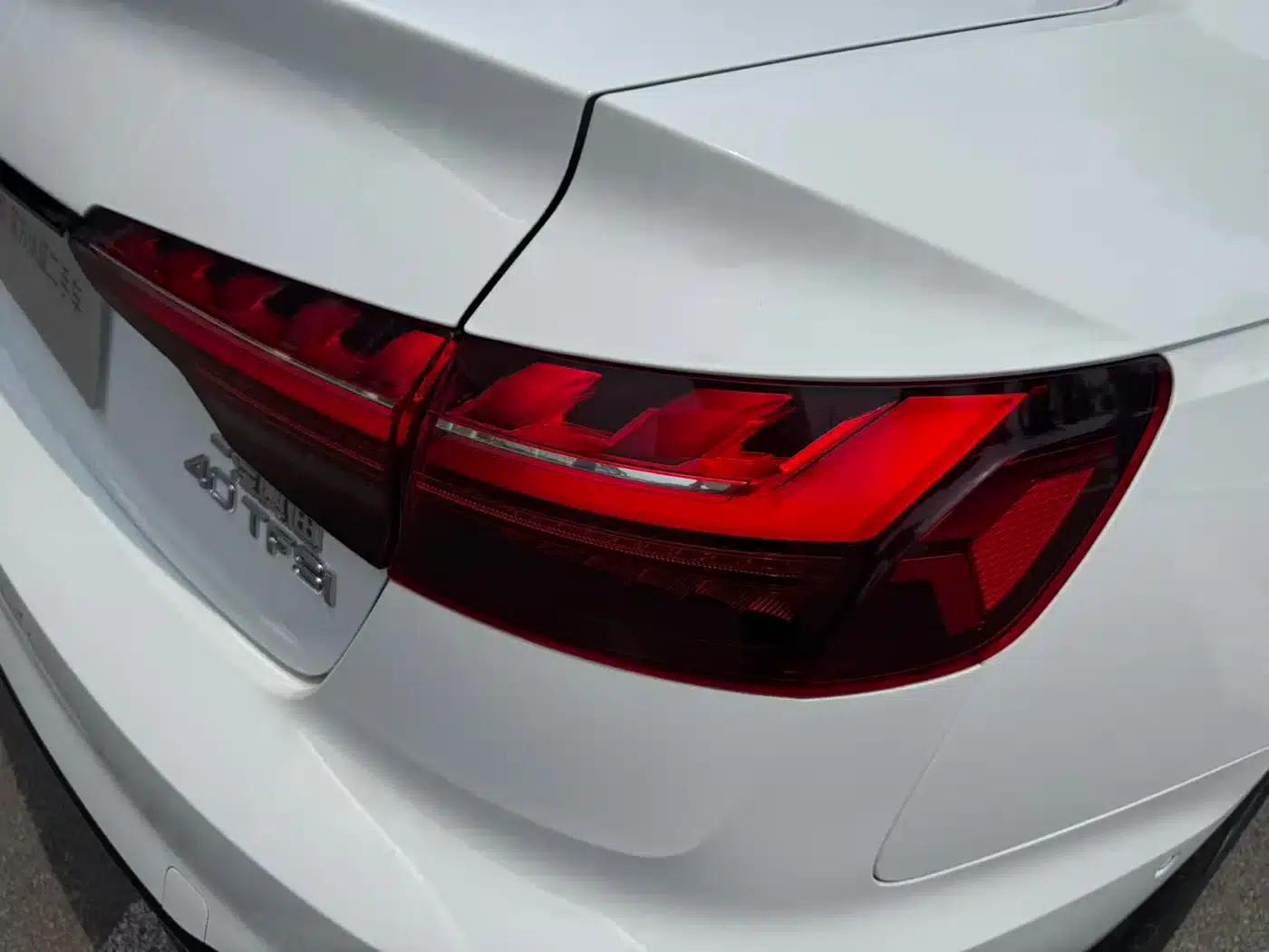 Audi A4L 2022 40 TFSI Luxury Dynamic — миниатюра 13