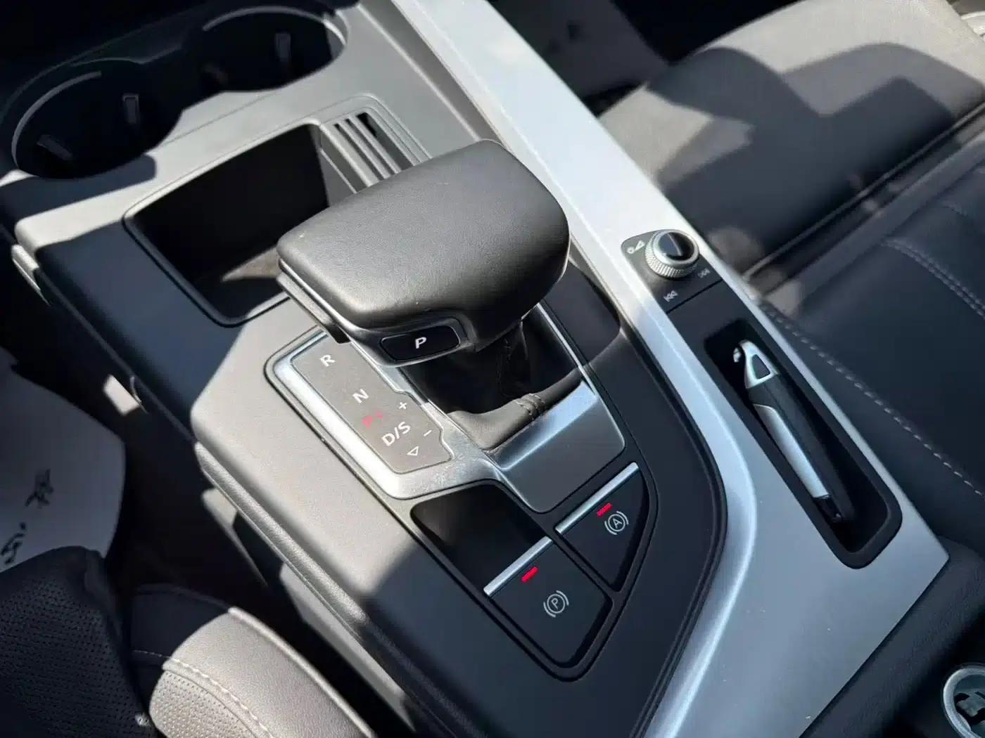 Audi A4L 2020 40 TFSI Fashion Elegance — миниатюра 6
