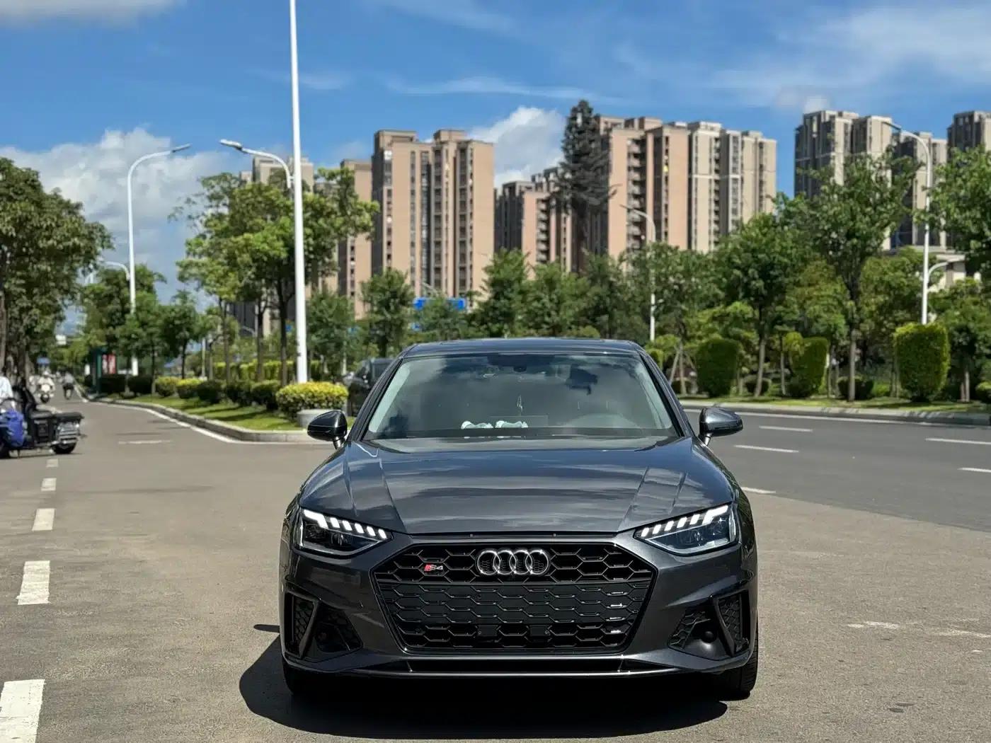 Audi A4L 2020 40 TFSI Fashion Dynamic Edition — миниатюра 2
