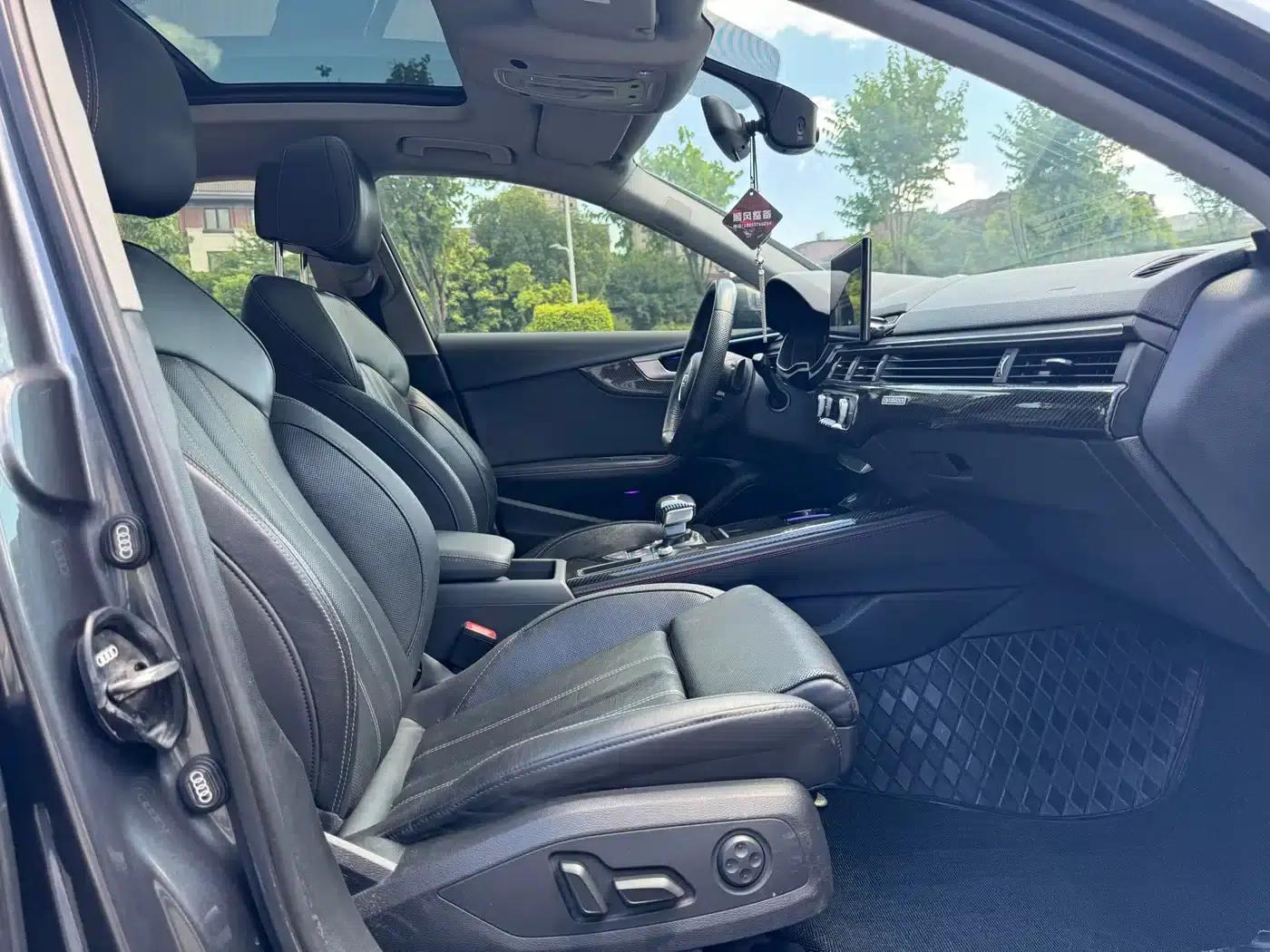 Audi A4L 2020 40 TFSI Fashion Dynamic Edition — миниатюра 7