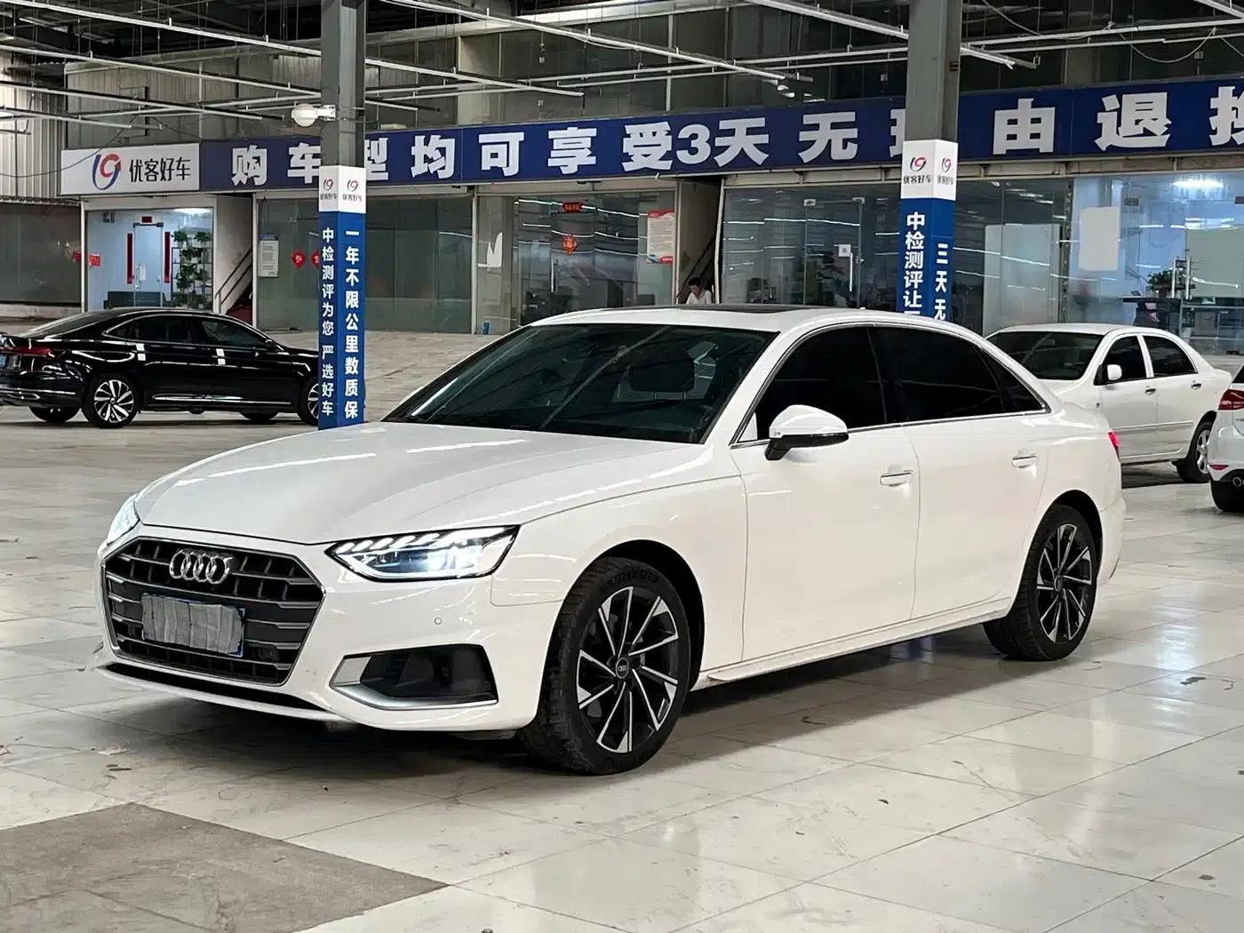 Audi A4L 2022 40 TFSI Fashion Elegance — миниатюра 1