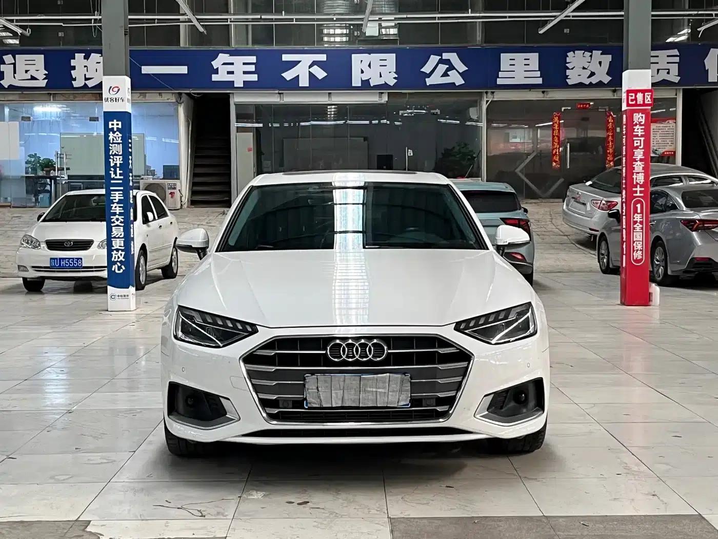 Audi A4L 2022 40 TFSI Fashion Elegance — миниатюра 2