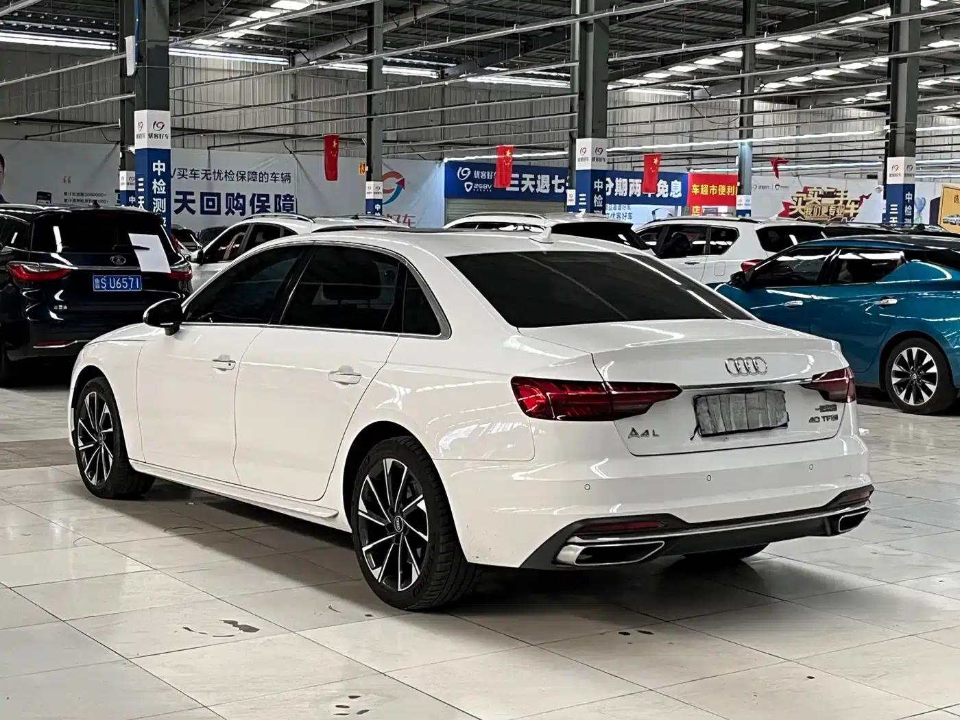Audi A4L 2022 40 TFSI Fashion Elegance — миниатюра 16