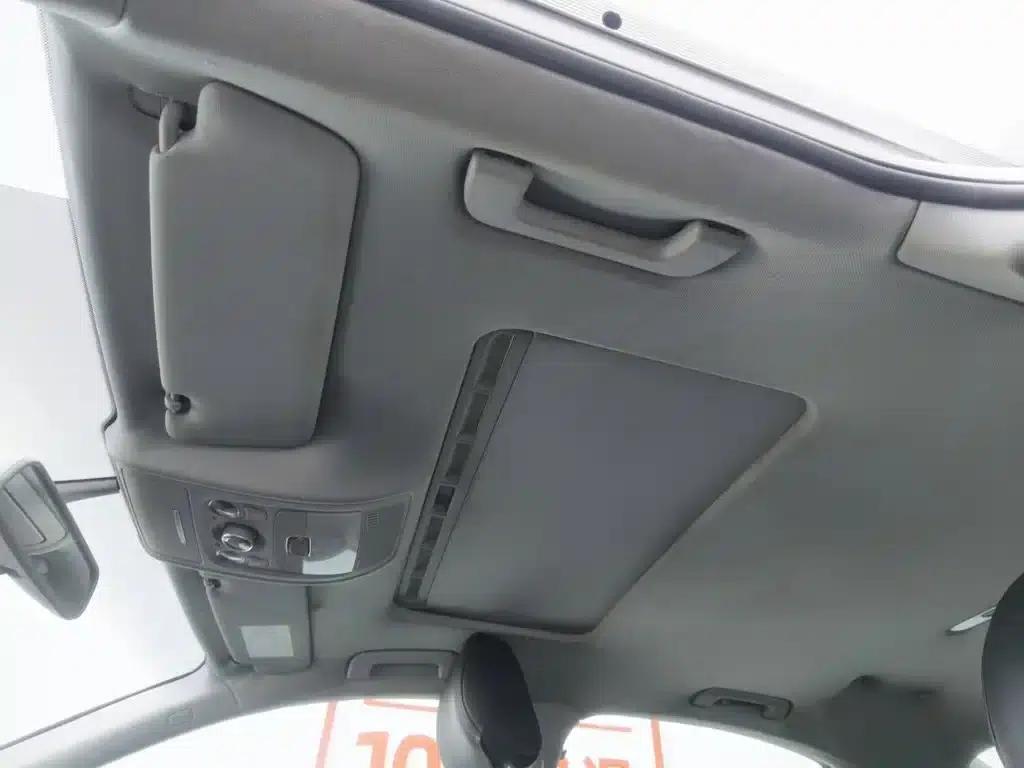 Audi A4L 2013 35 TFSI Automatic Standard Edition — миниатюра 14