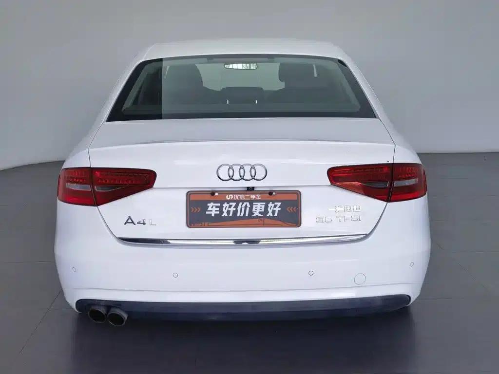 Audi A4L 2013 35 TFSI Automatic Standard Edition — миниатюра 4