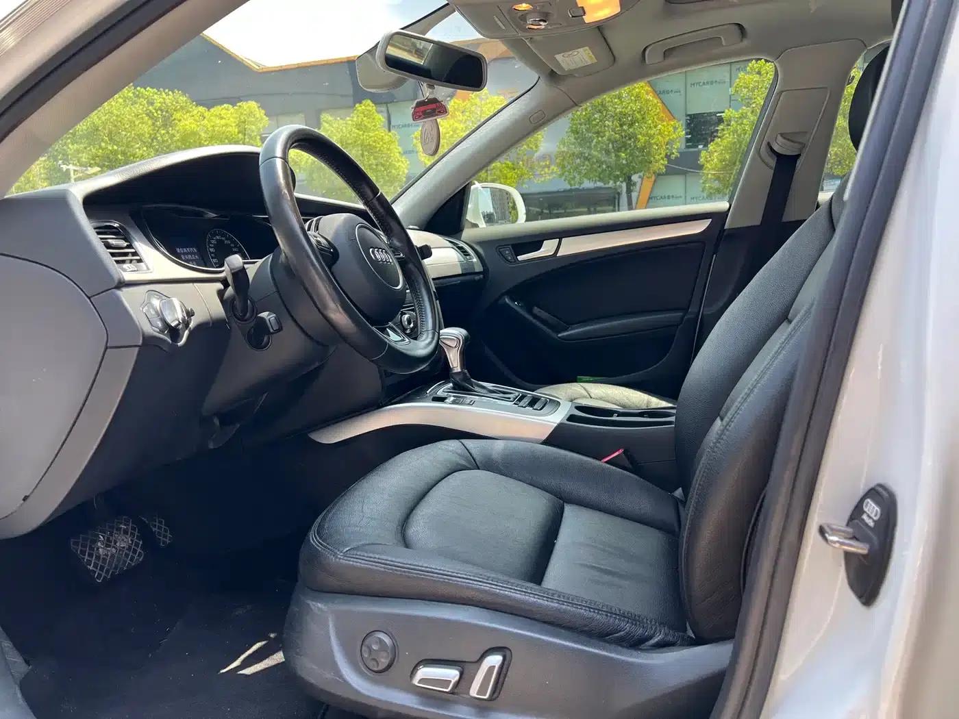 Audi A4L 2015 35 TFSI Automatic Standard Edition — миниатюра 4