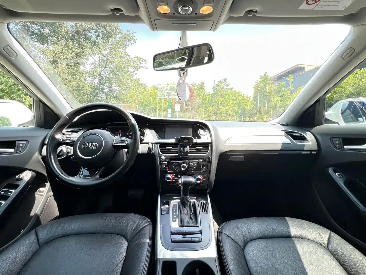 Audi A4L 2015 35 TFSI Automatic Standard Edition — миниатюра 5