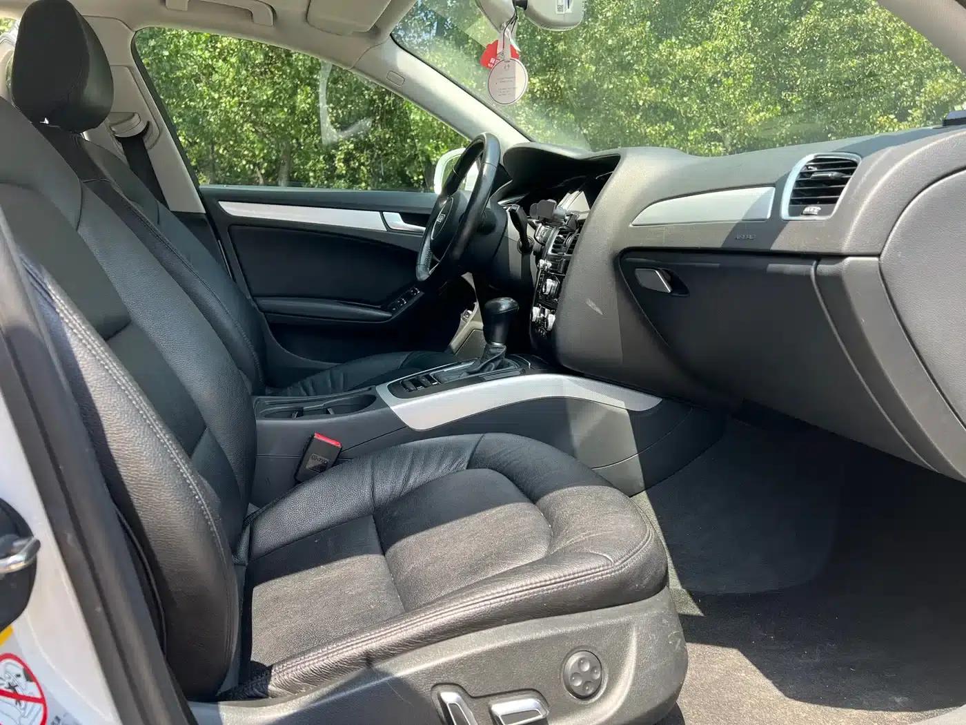 Audi A4L 2015 35 TFSI Automatic Standard Edition — миниатюра 7