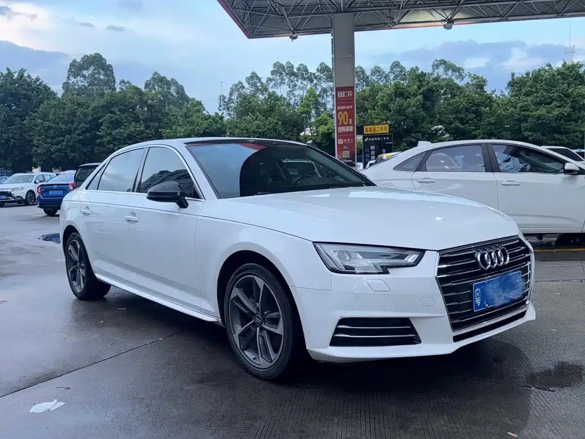 Audi A4L 2018 30th Anniversary Edition 40 TFSI Progressive — миниатюра 3