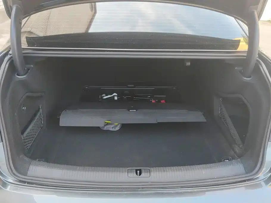 Audi A4L 2020 40 TFSI Luxury Dynamic — миниатюра 4
