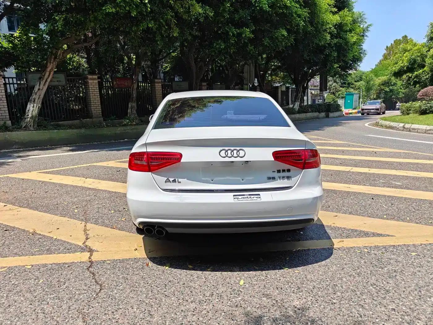 Audi A4L 2015 35 TFSI Automatic Comfort — миниатюра 13