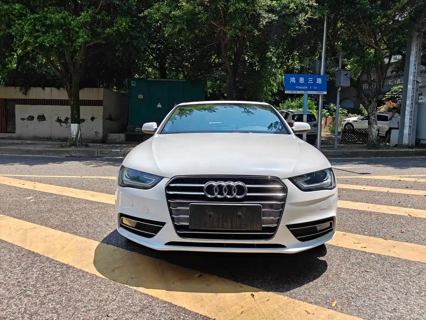 Audi A4L 2015 35 TFSI Automatic Comfort — миниатюра 3
