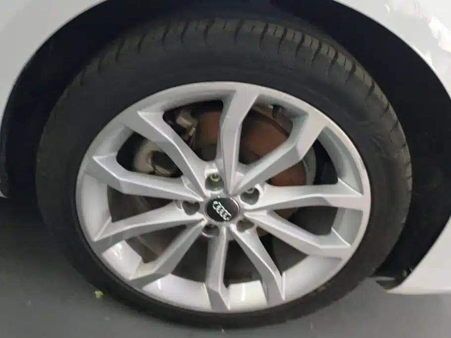 Audi A4L 2019 40 TFSI Progressive (China VI Emission Standard) — миниатюра 6