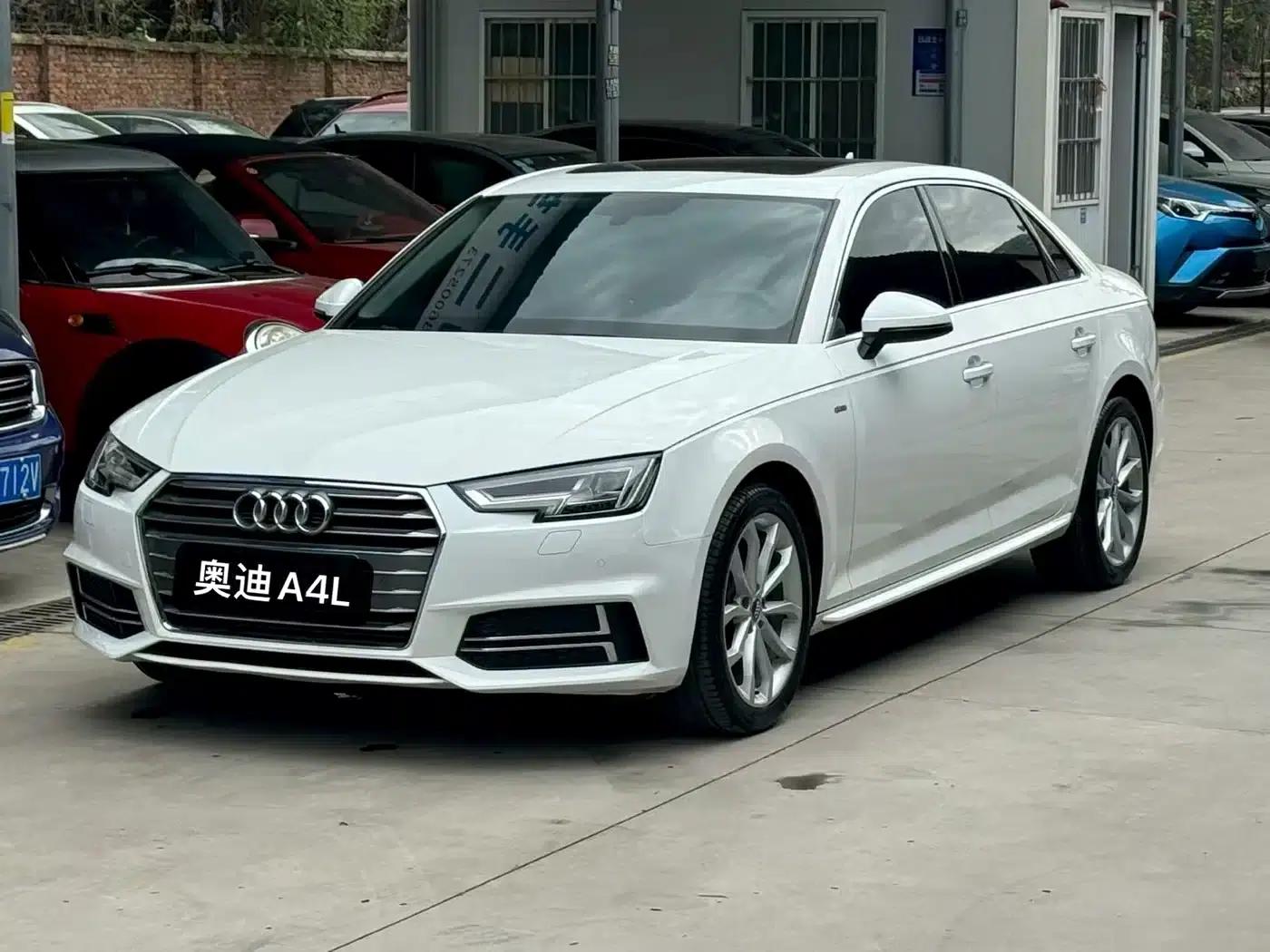 Audi A4L 2019 40 TFSI Fashion Edition (National V Emission Standard) — миниатюра 1
