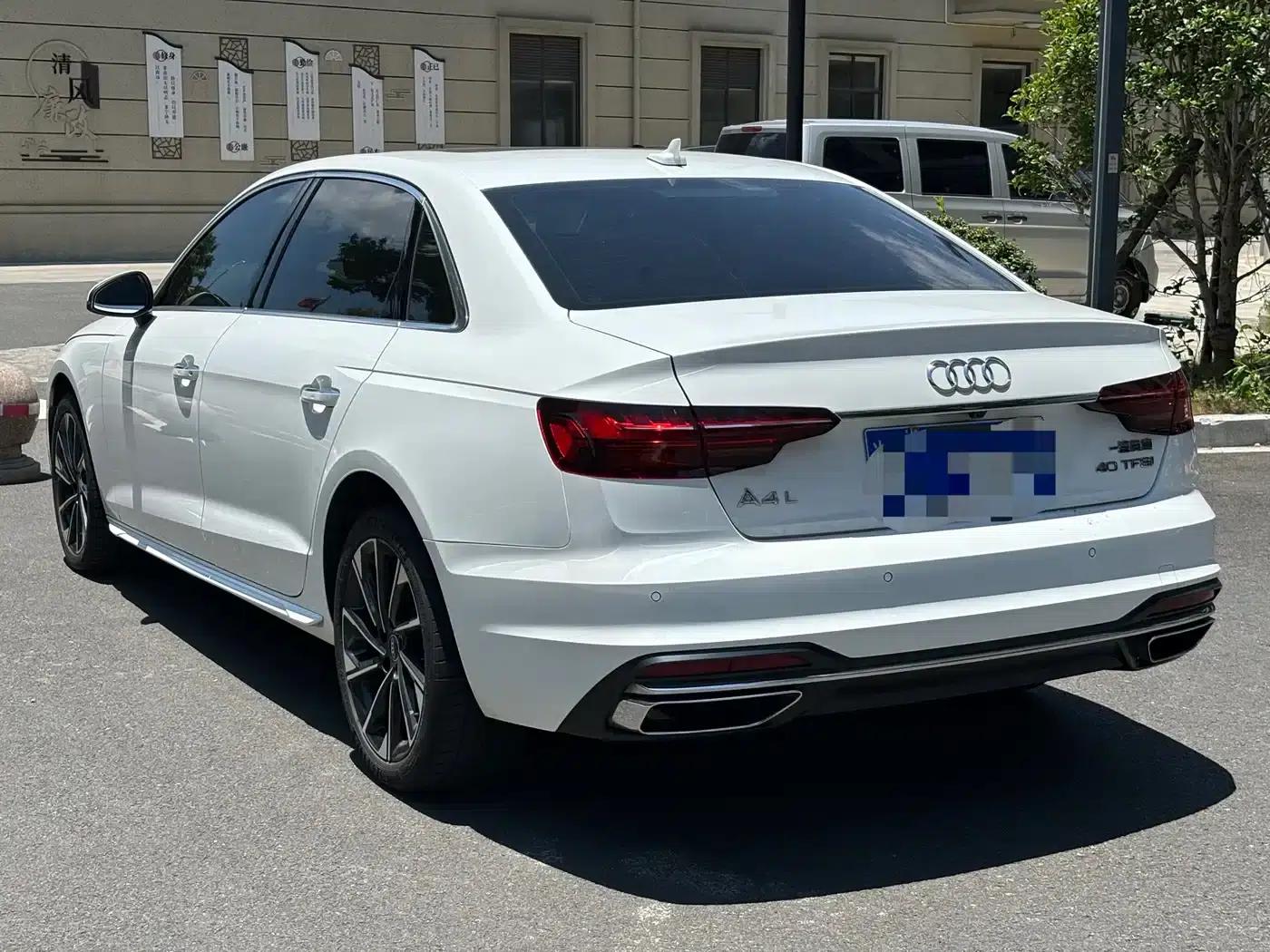 Audi A4L 2022 40 TFSI Fashion Dynamic Edition — миниатюра 16