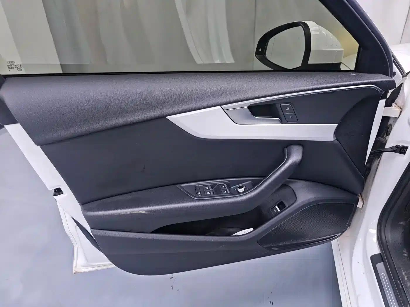 Audi A4L 2020 40 TFSI Fashion Dynamic Edition — миниатюра 6