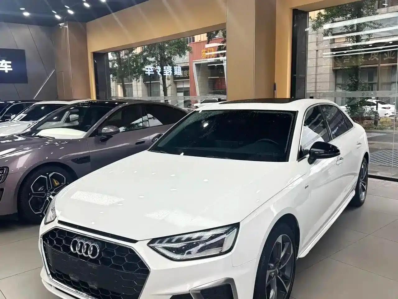Audi A4L 2022 40 TFSI Fashion Dynamic Edition — миниатюра 1