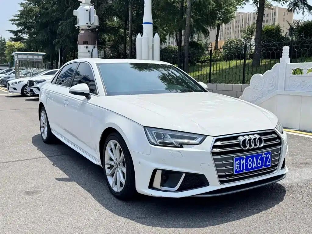 Audi A4L 2019 40 TFSI Sport (China V emission standard) — миниатюра 2
