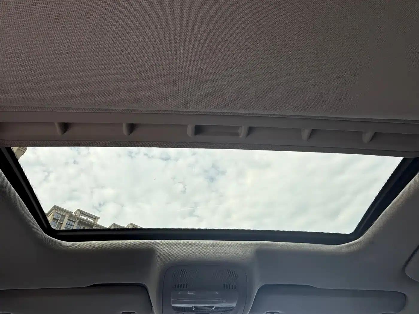 Audi A4L 2013 35 TFSI Automatic Standard Edition — миниатюра 14
