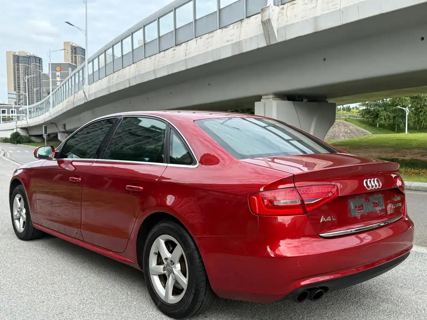 Audi A4L 2013 35 TFSI Automatic Standard Edition — миниатюра 4
