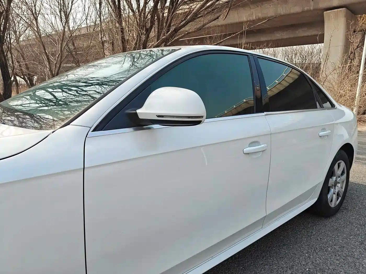 Audi A4L 2010 2.0 TFSI Comfort — миниатюра 7