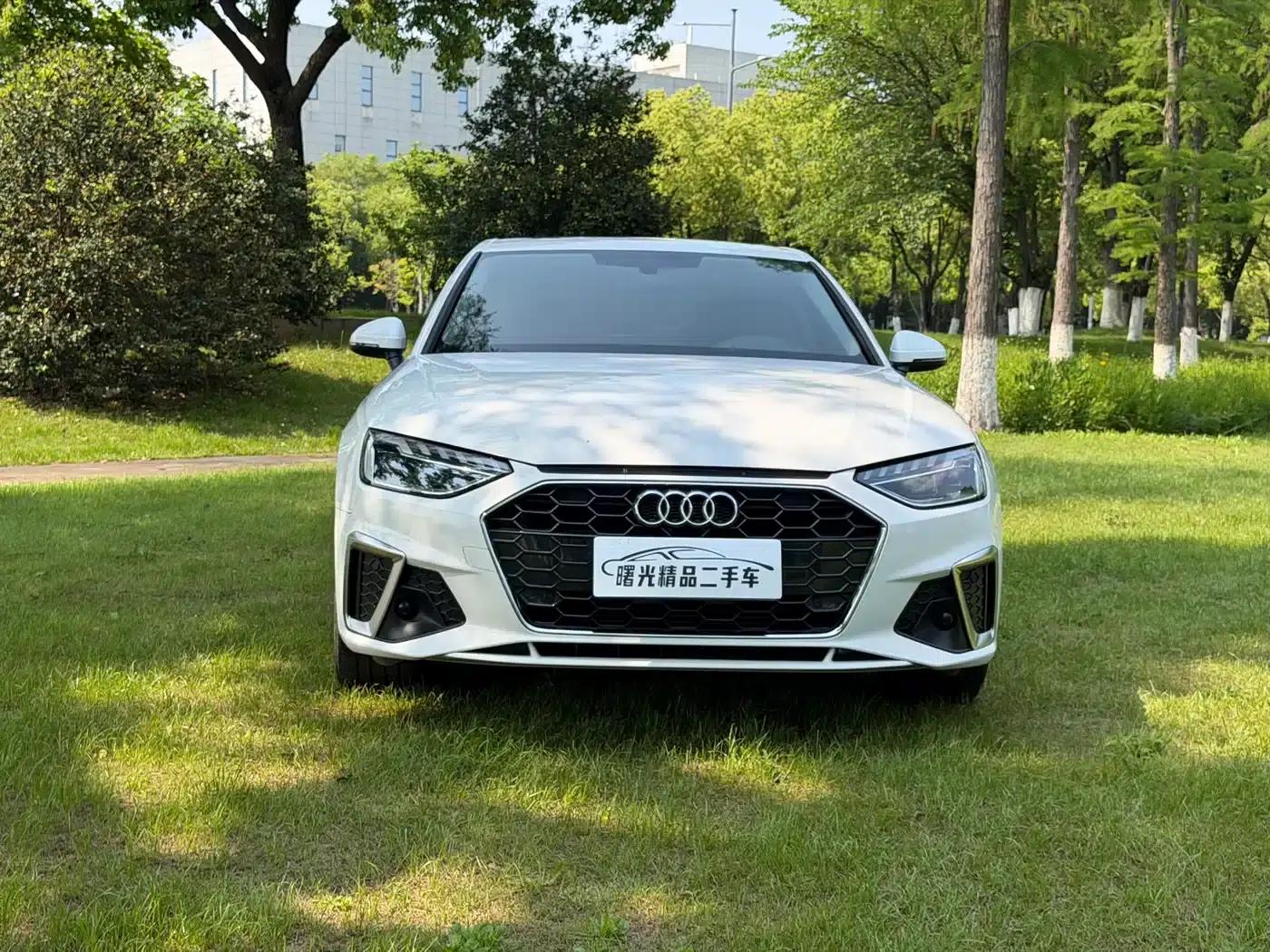 Audi A4L 2023 40 TFSI Fashion Dynamic Edition — миниатюра 2