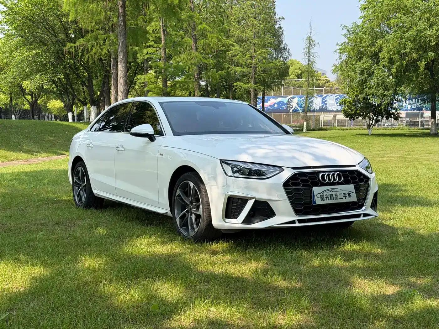 Audi A4L 2023 40 TFSI Fashion Dynamic Edition — миниатюра 3