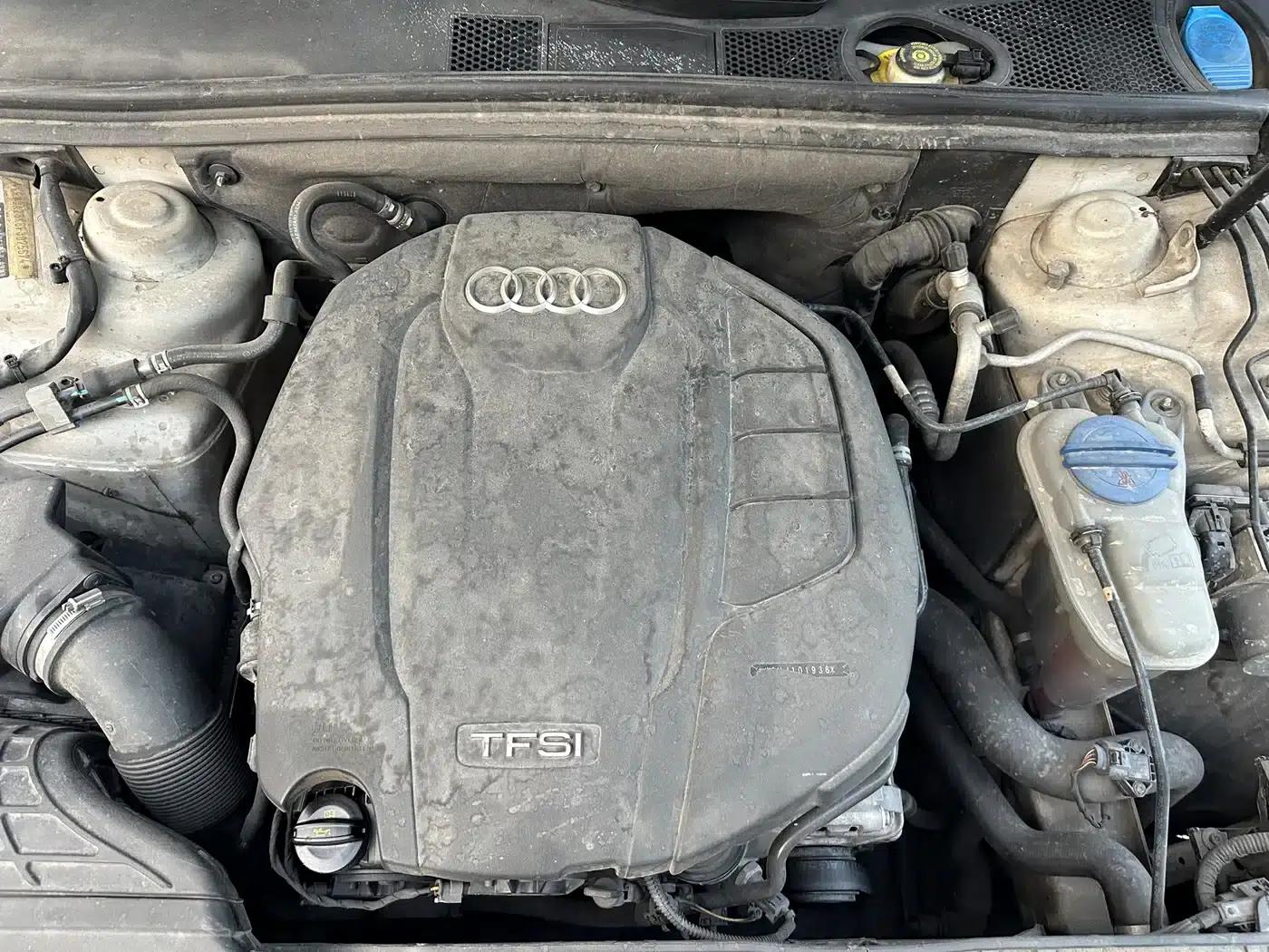 Audi A4L 2015 35 TFSI Automatic Standard Edition — миниатюра 20