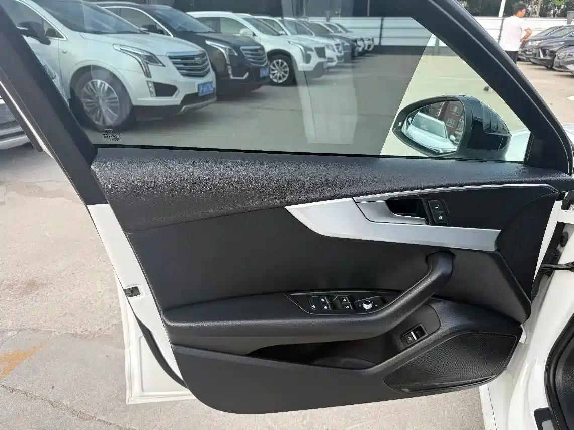 Audi A4L 2018 30th Anniversary Edition 45 TFSI quattro Individual Sport Edition — миниатюра 3