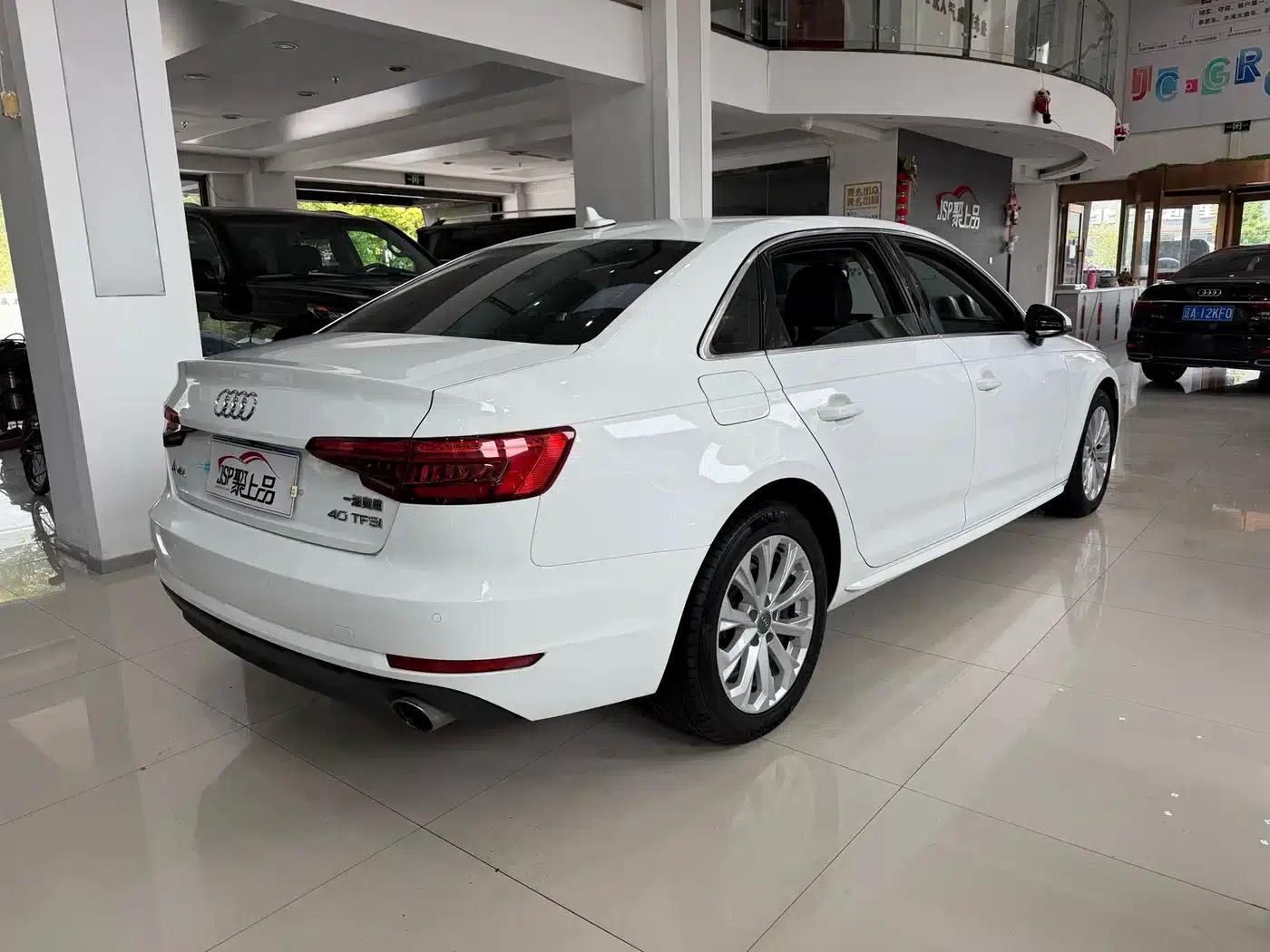 Audi A4L 2018 30th Anniversary Edition 40 TFSI Progressive — миниатюра 10