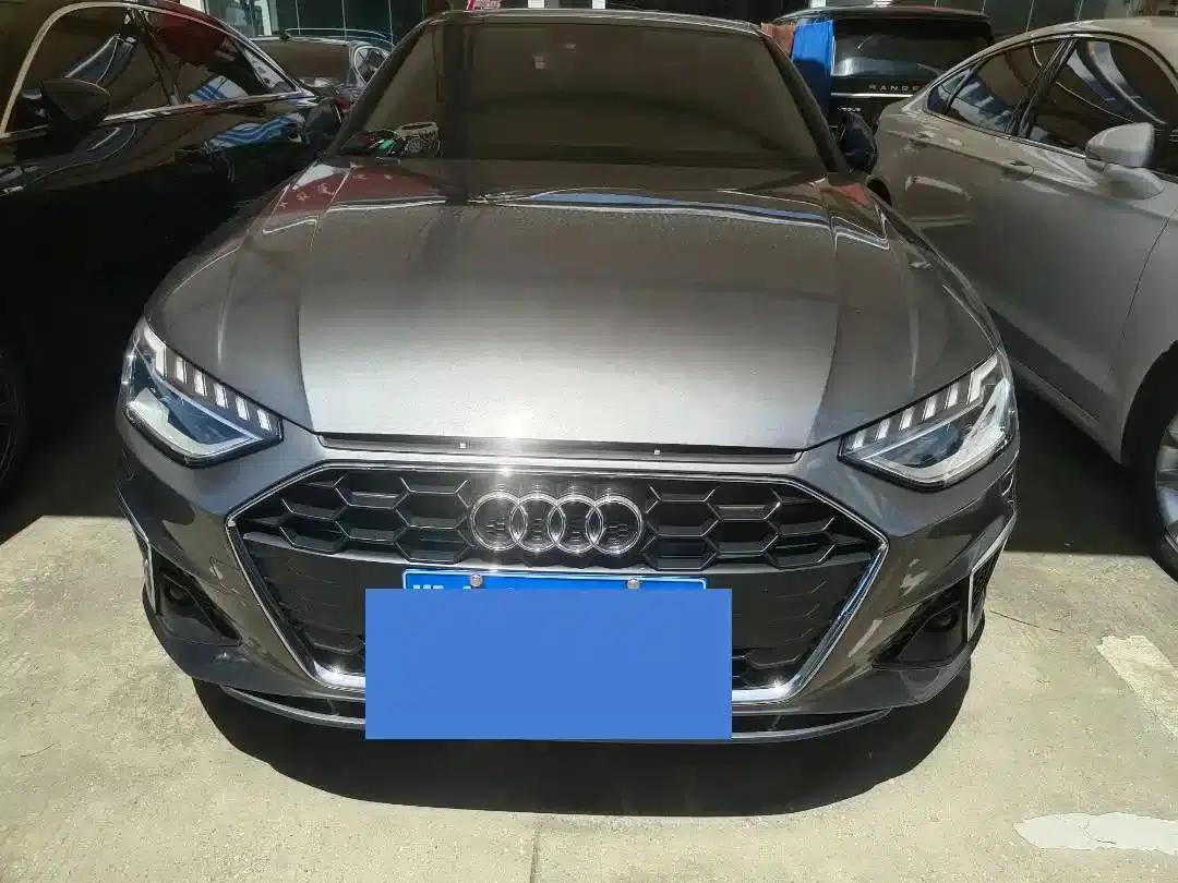 Audi A4L 2022 40 TFSI Fashion Dynamic Edition — миниатюра 1