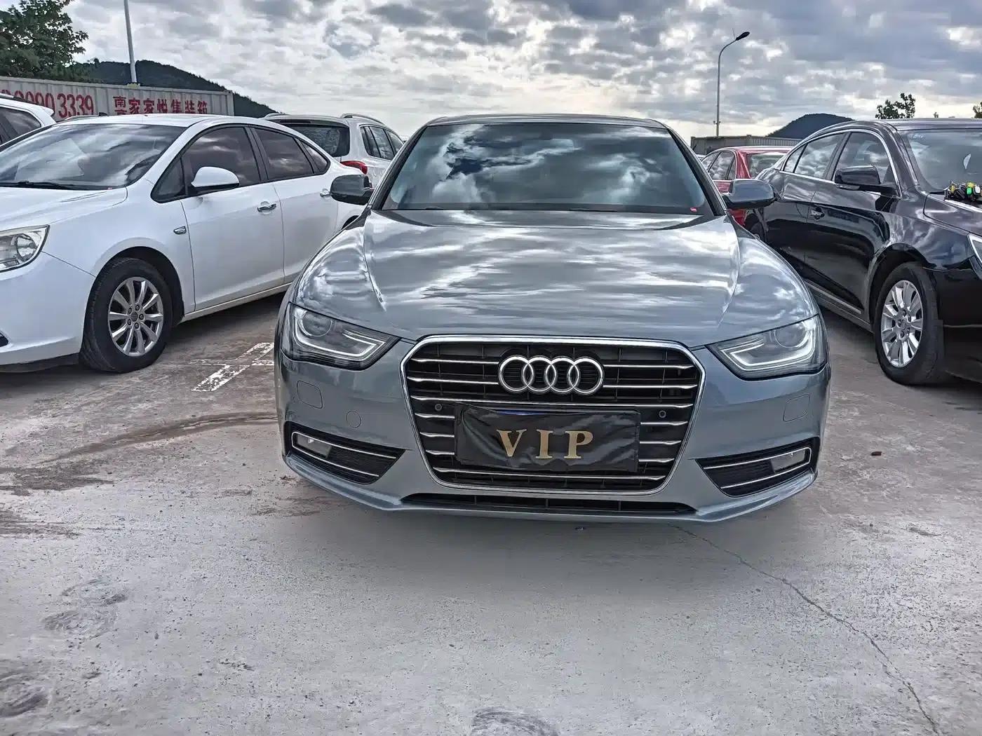Audi A4L 2015 35 TFSI Automatic Standard Edition — миниатюра 2