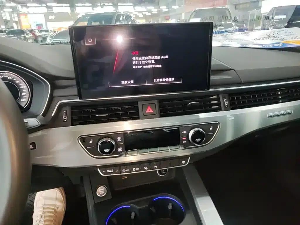 Audi A4L 2020 40 TFSI quattro Luxury Dynamic — миниатюра 13