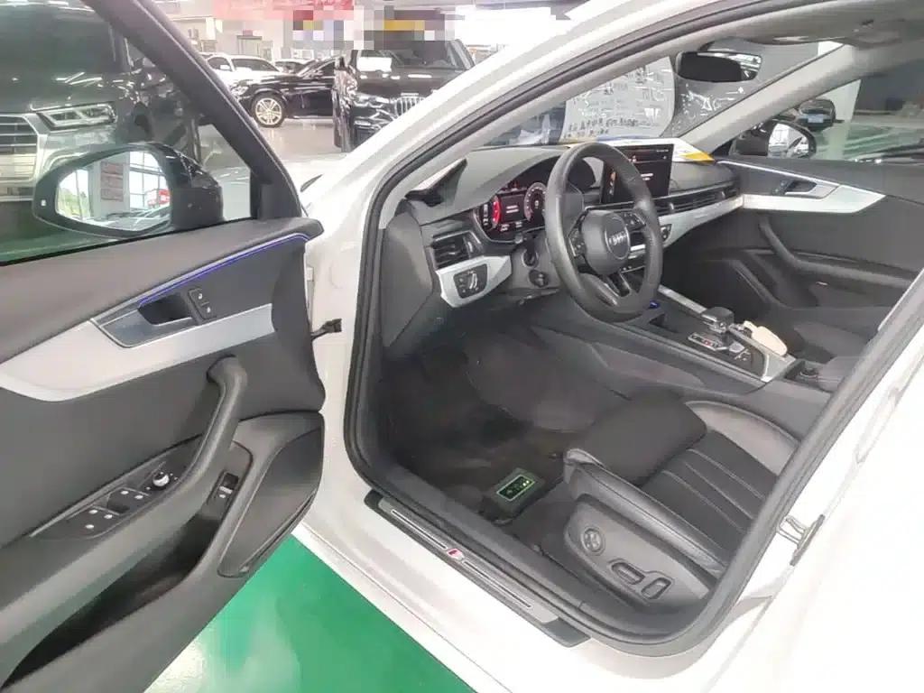 Audi A4L 2020 40 TFSI quattro Luxury Dynamic — миниатюра 16