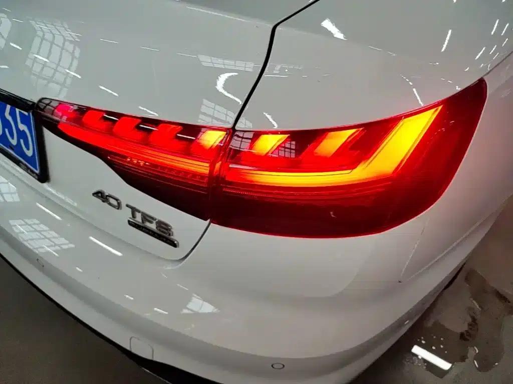 Audi A4L 2020 40 TFSI quattro Luxury Dynamic — миниатюра 8