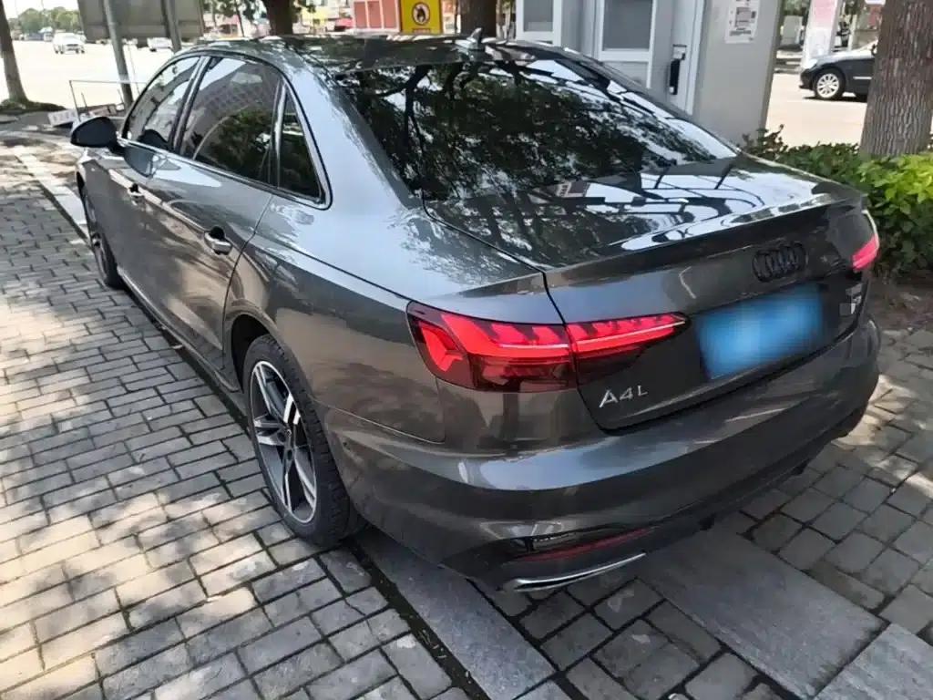 Audi A4L 2022 40 TFSI Luxury Dynamic — миниатюра 5