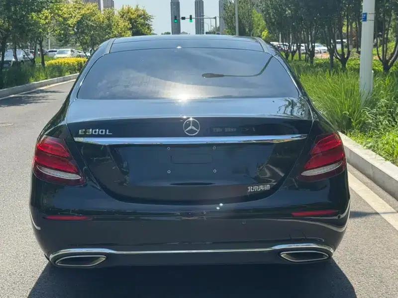Mercedes-Benz E-Class 2020 E 300 L Fashion Edition — миниатюра 6
