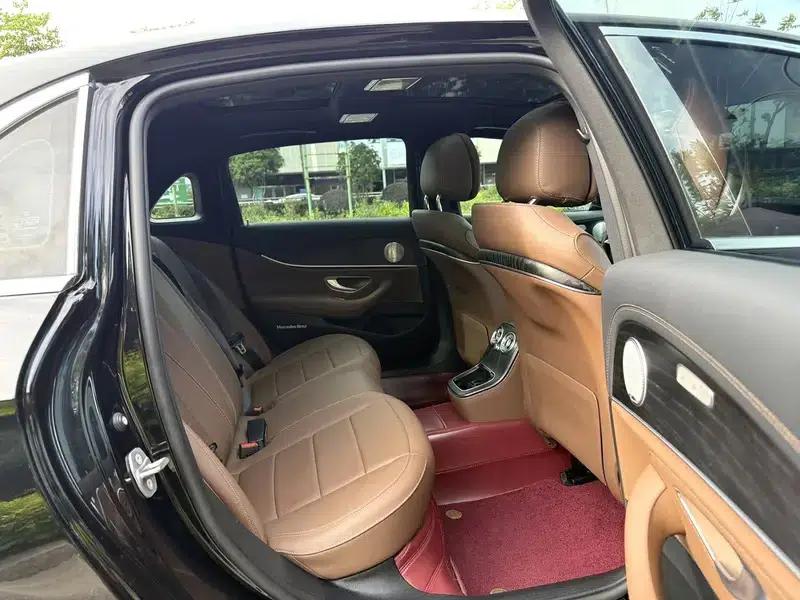 2023 Mercedes-Benz E-Class E 260 L Sport Sedan — миниатюра 9