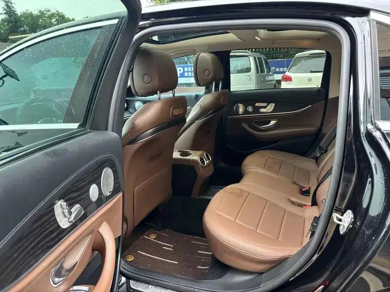 Mercedes-Benz E-Class 2019 Facelift E 300 L Sport Luxury — миниатюра 11