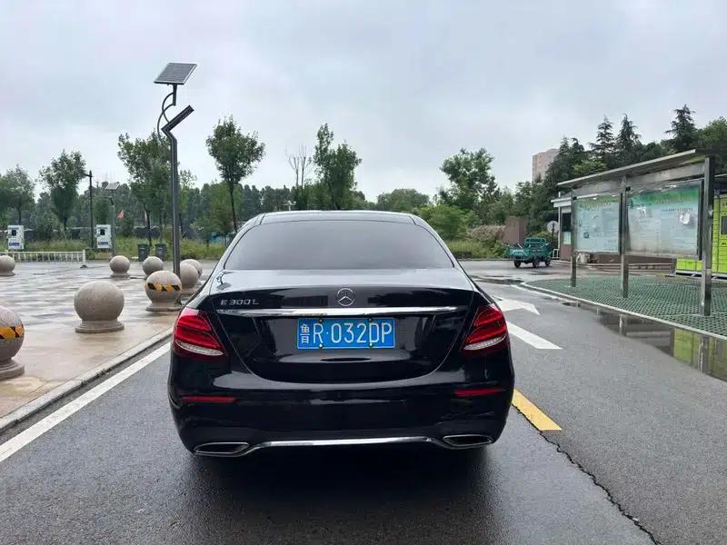 Mercedes-Benz E-Class 2019 Facelift E 300 L Sport Luxury — миниатюра 6