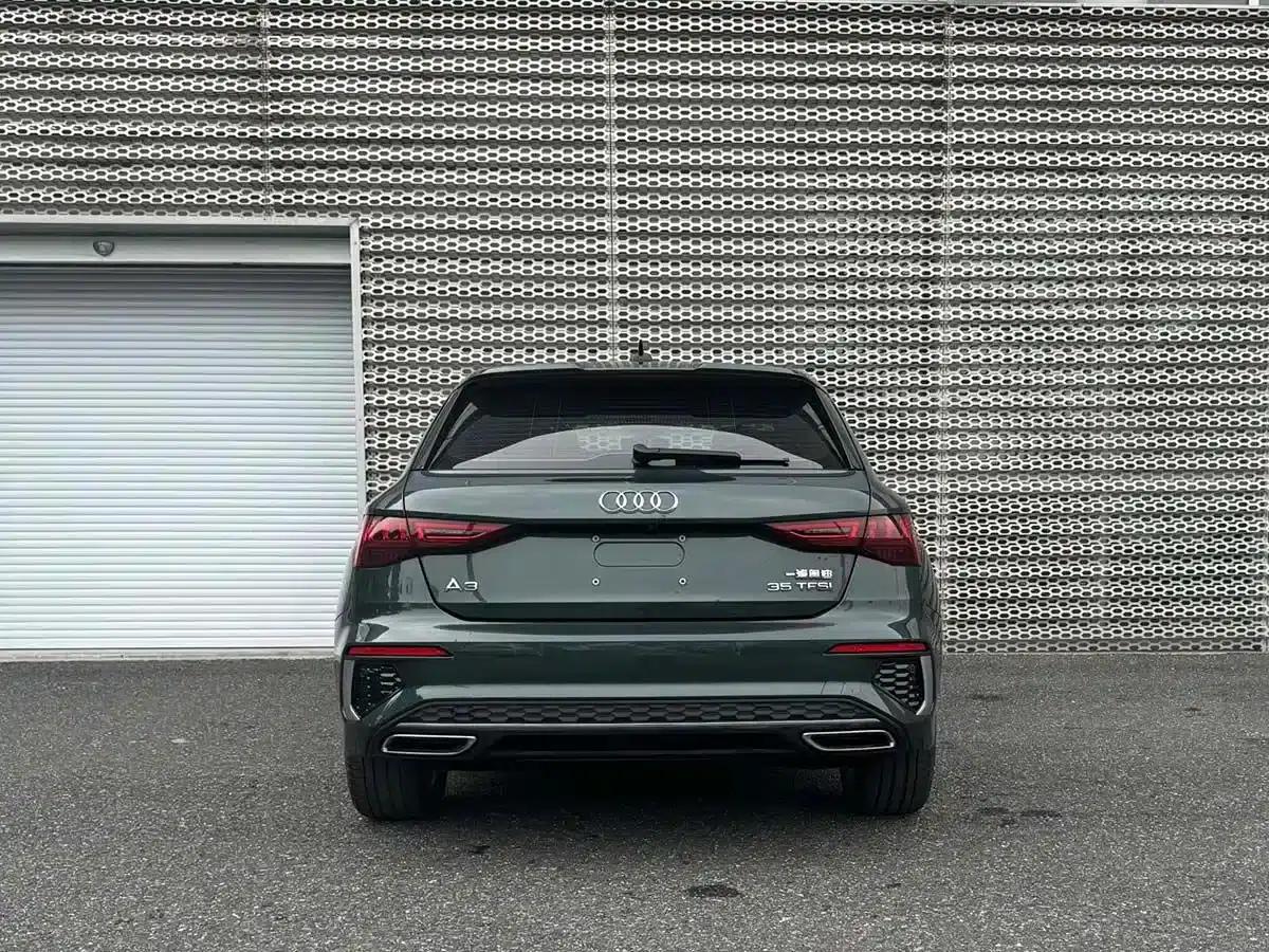 Audi A3 2024 Sportback 35 TFSI Fashion Sport — миниатюра 4