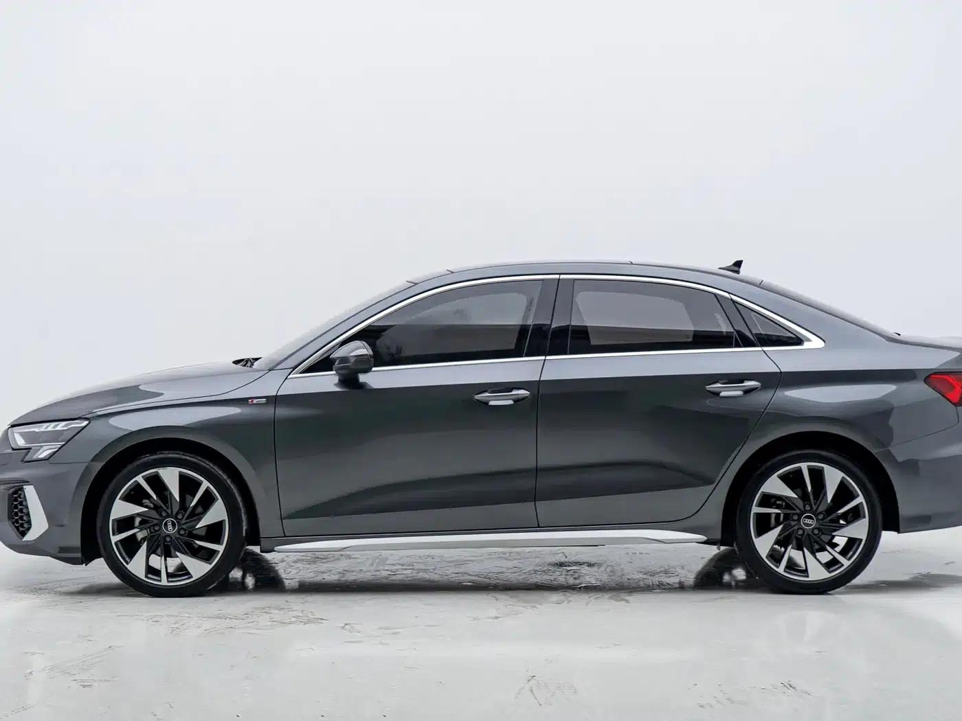 2024 Audi A3 A3L Limousine 35 TFSI Fashion Sport — миниатюра 4