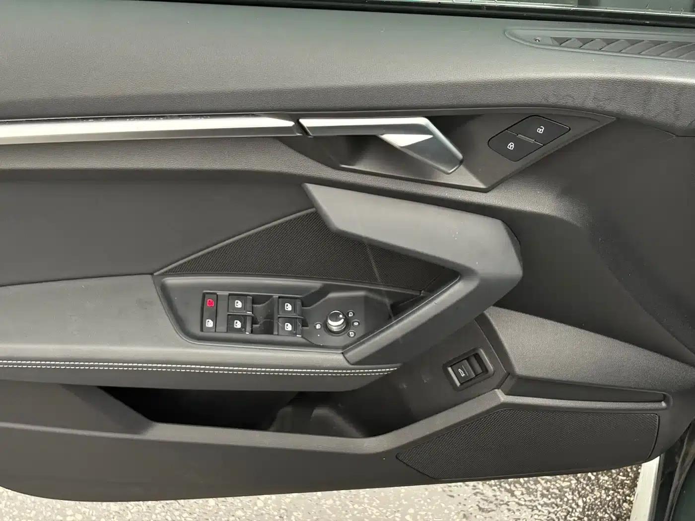 Audi A3 2022 Sportback 35 TFSI Fashion Sport — миниатюра 17