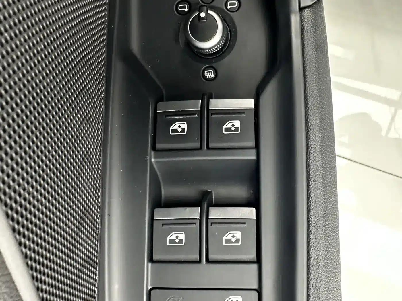 Audi A3 2022 Sportback 35 TFSI Fashion Sport — миниатюра 11