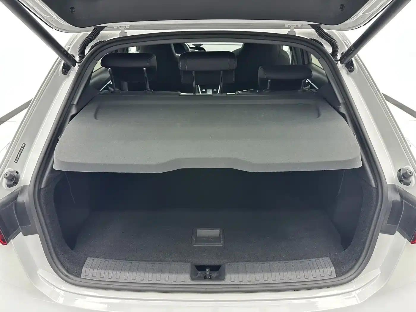 Audi A3 2022 Sportback 35 TFSI Fashion Sport — миниатюра 17