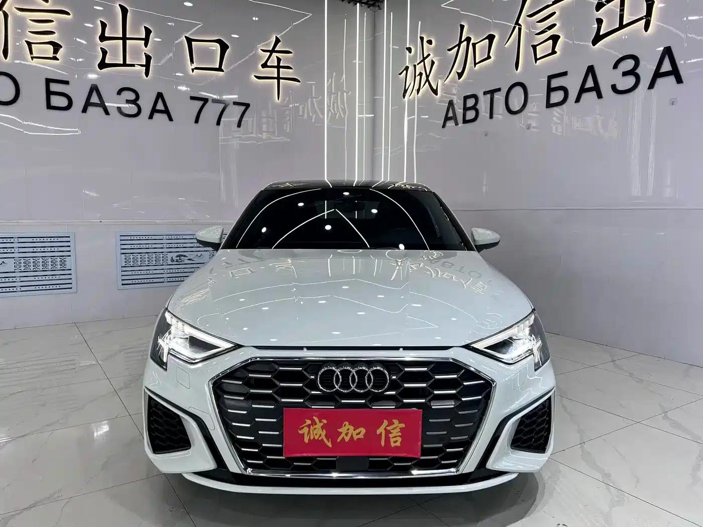 2022 Audi A3 A3L Limousine 35 TFSI Fashion Sport — миниатюра 2
