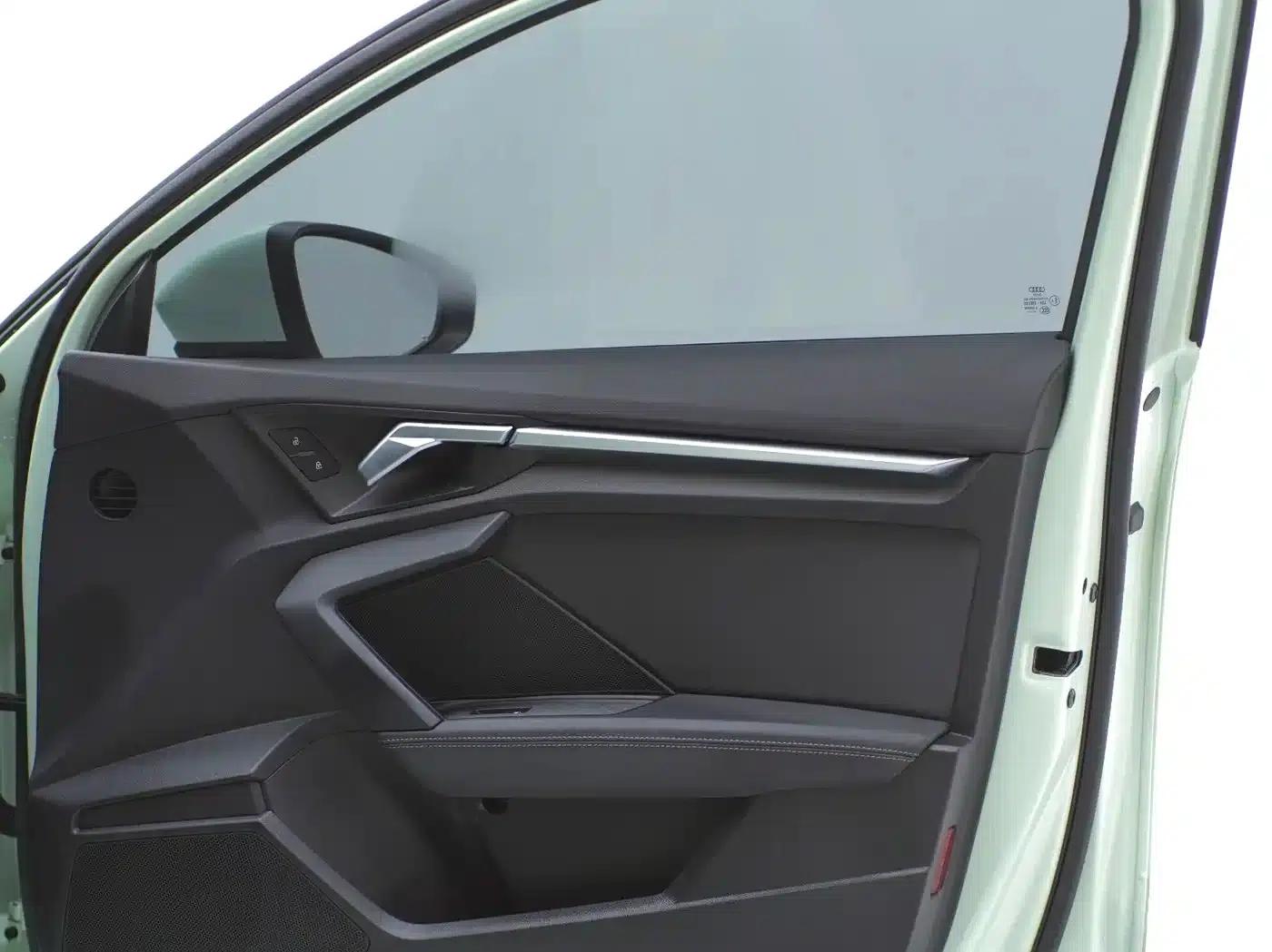 Audi A3 2023 Facelift A3L Limousine 35 TFSI Sporty Edition — миниатюра 26